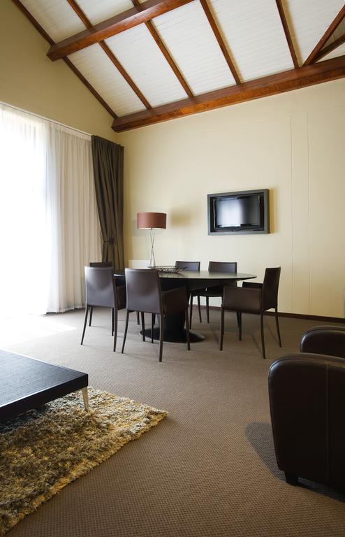 Golden Gate Hotel y Chalets Clarens Exterior foto