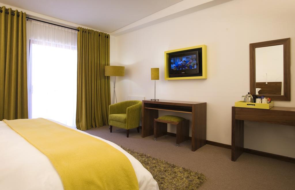 Golden Gate Hotel y Chalets Clarens Exterior foto