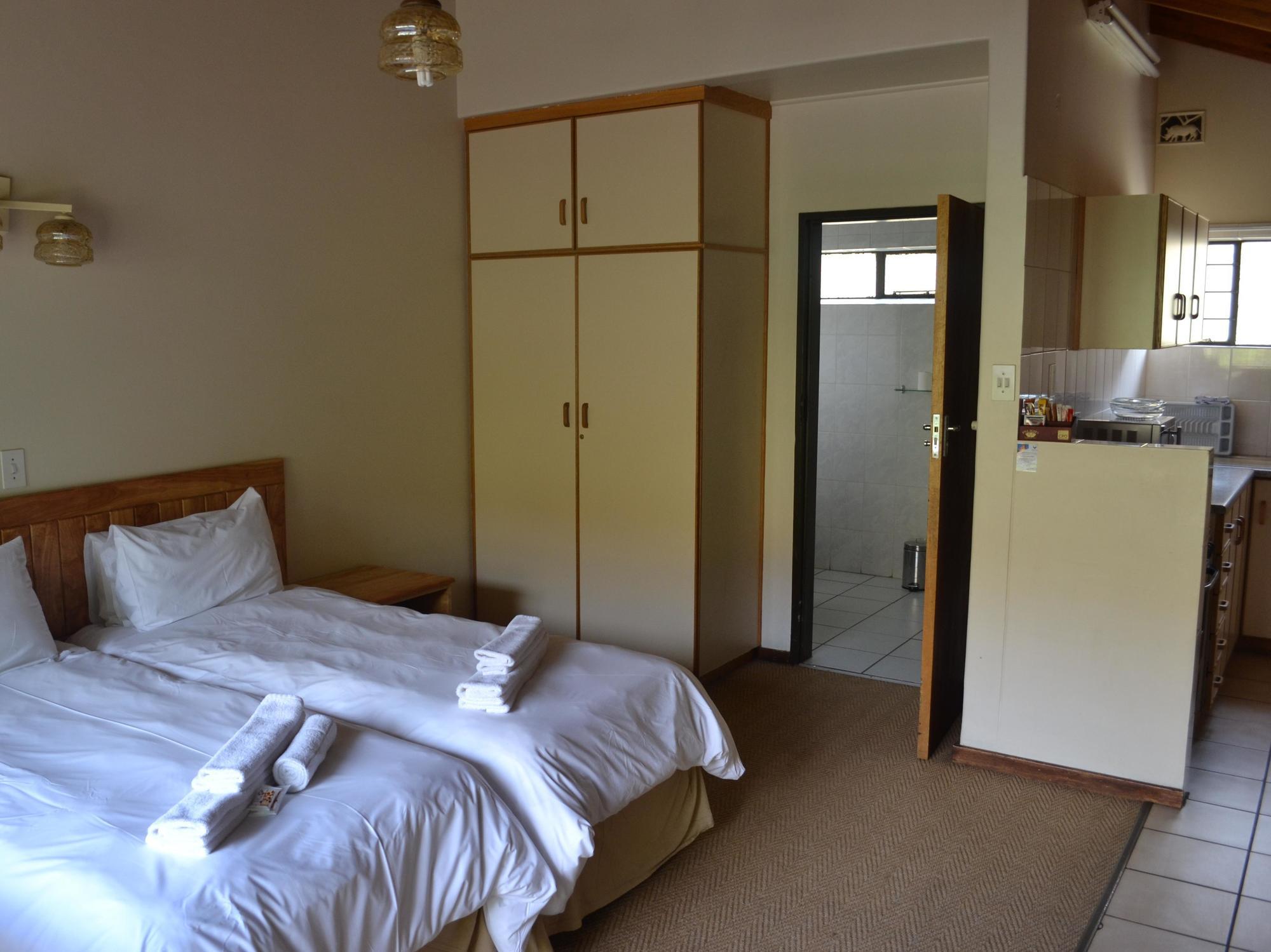 Golden Gate Hotel y Chalets Clarens Exterior foto